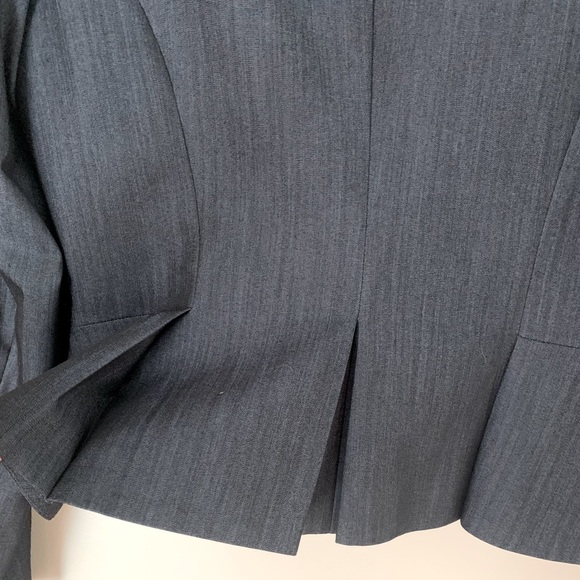 Calvin Klein size 8 blazer - Picture 14 of 14